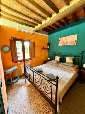 Turquoise Rose Apartment Peccioli